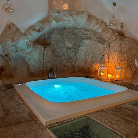Arquati Suite Luxury Apartment Ostuni Esterno foto