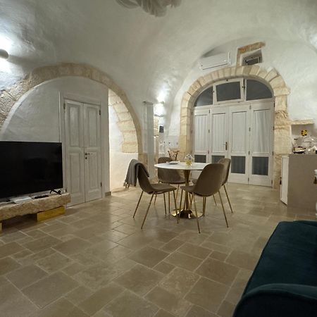 Arquati Suite Luxury Apartment Ostuni Esterno foto