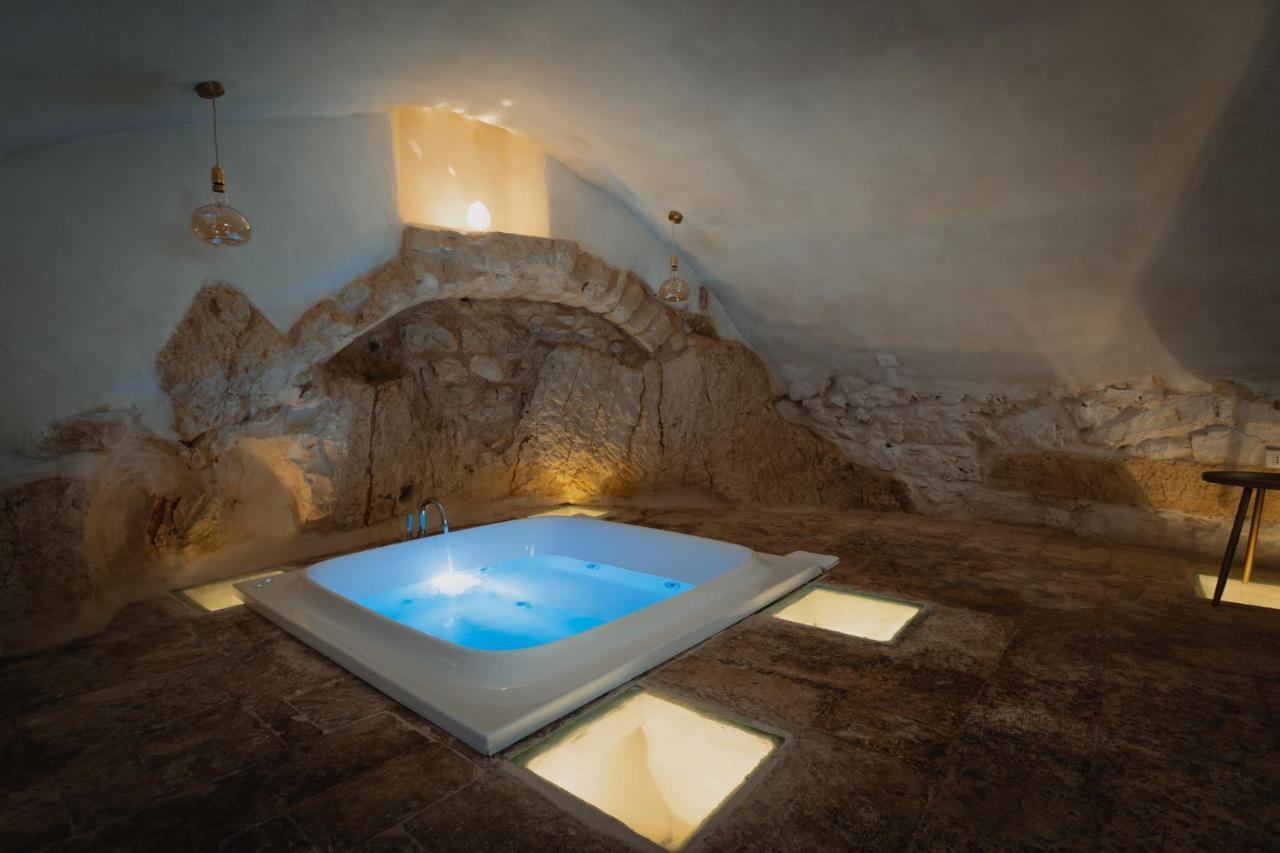 Arquati Suite Luxury Apartment Ostuni Esterno foto
