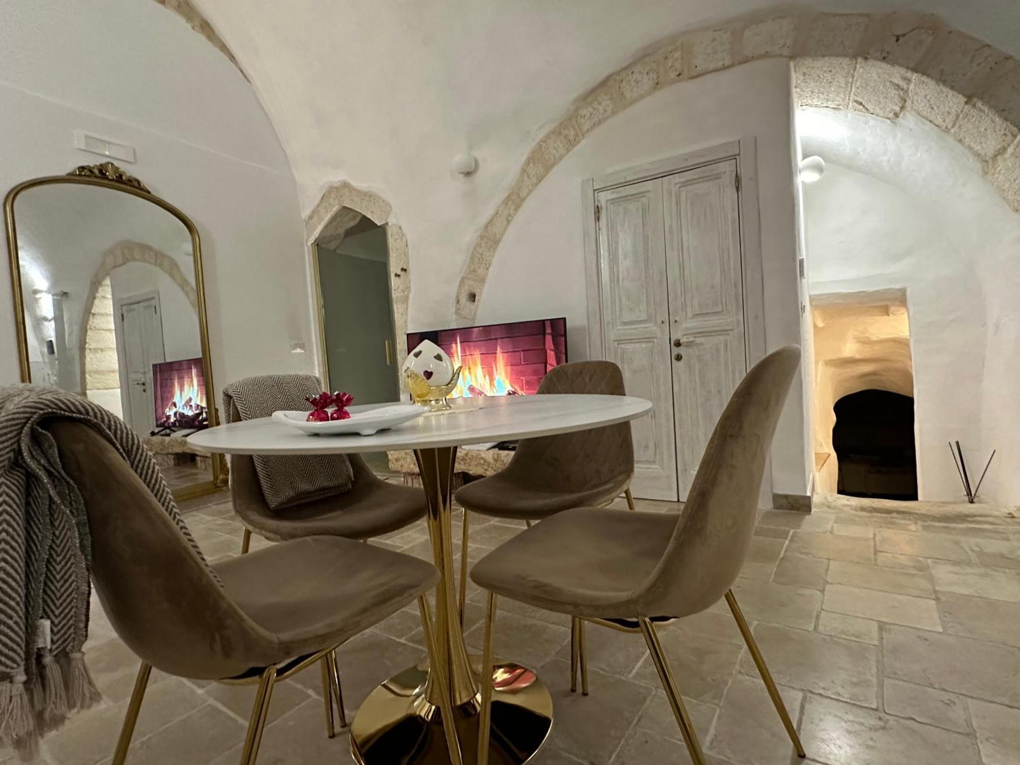 Arquati Suite Luxury Apartment Ostuni Esterno foto
