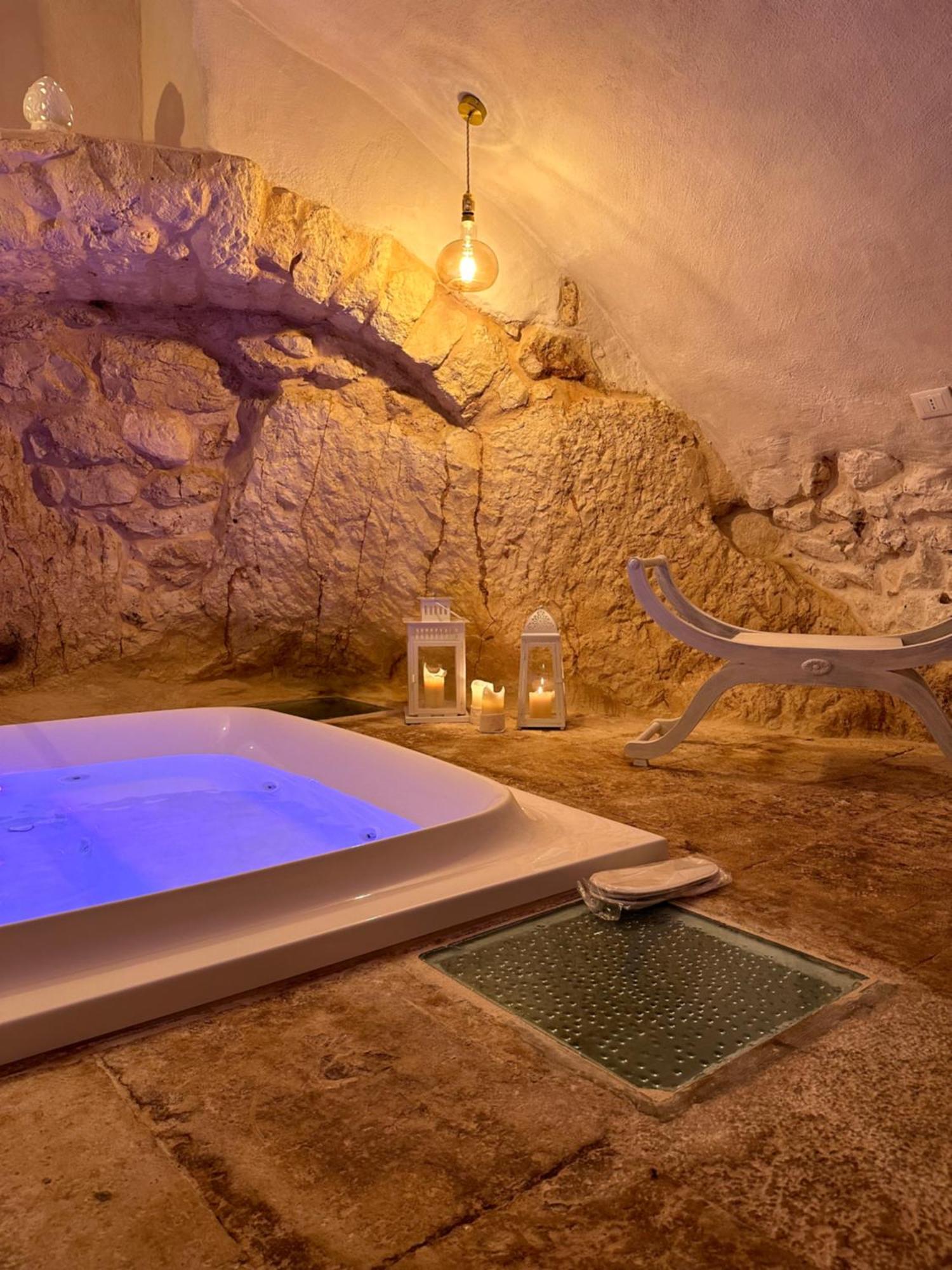 Arquati Suite Luxury Apartment Ostuni Esterno foto