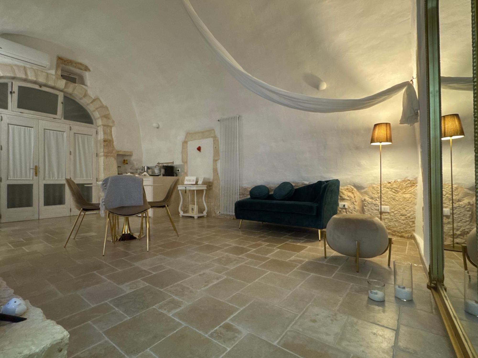 Arquati Suite Luxury Apartment Ostuni Esterno foto